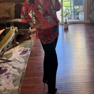 Elie Tahari Red and Black Floral Top